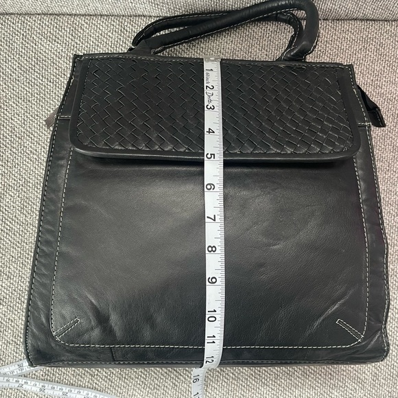 Elegant Black Satchel with Woven Texture, Dual Handles & Strap Genuine Leather - Picture 14 of 16